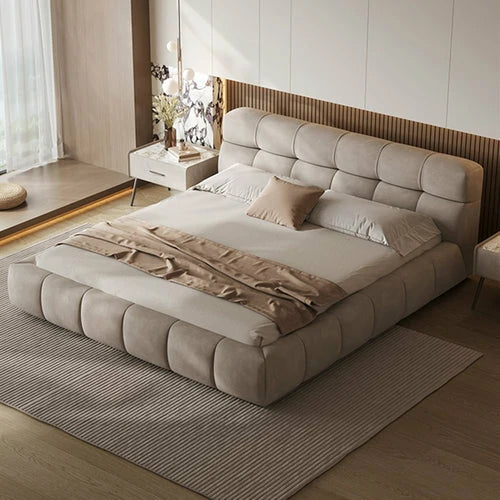 سرير مونيكا